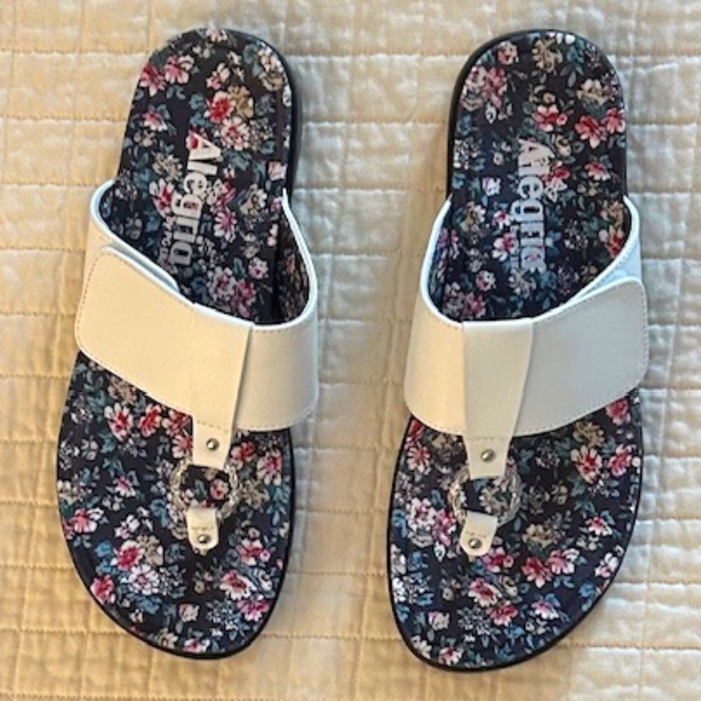 Alegria Moxi adjustable strap thong sandal